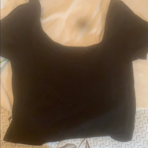 Black Crop Top - Picture 3 of 3